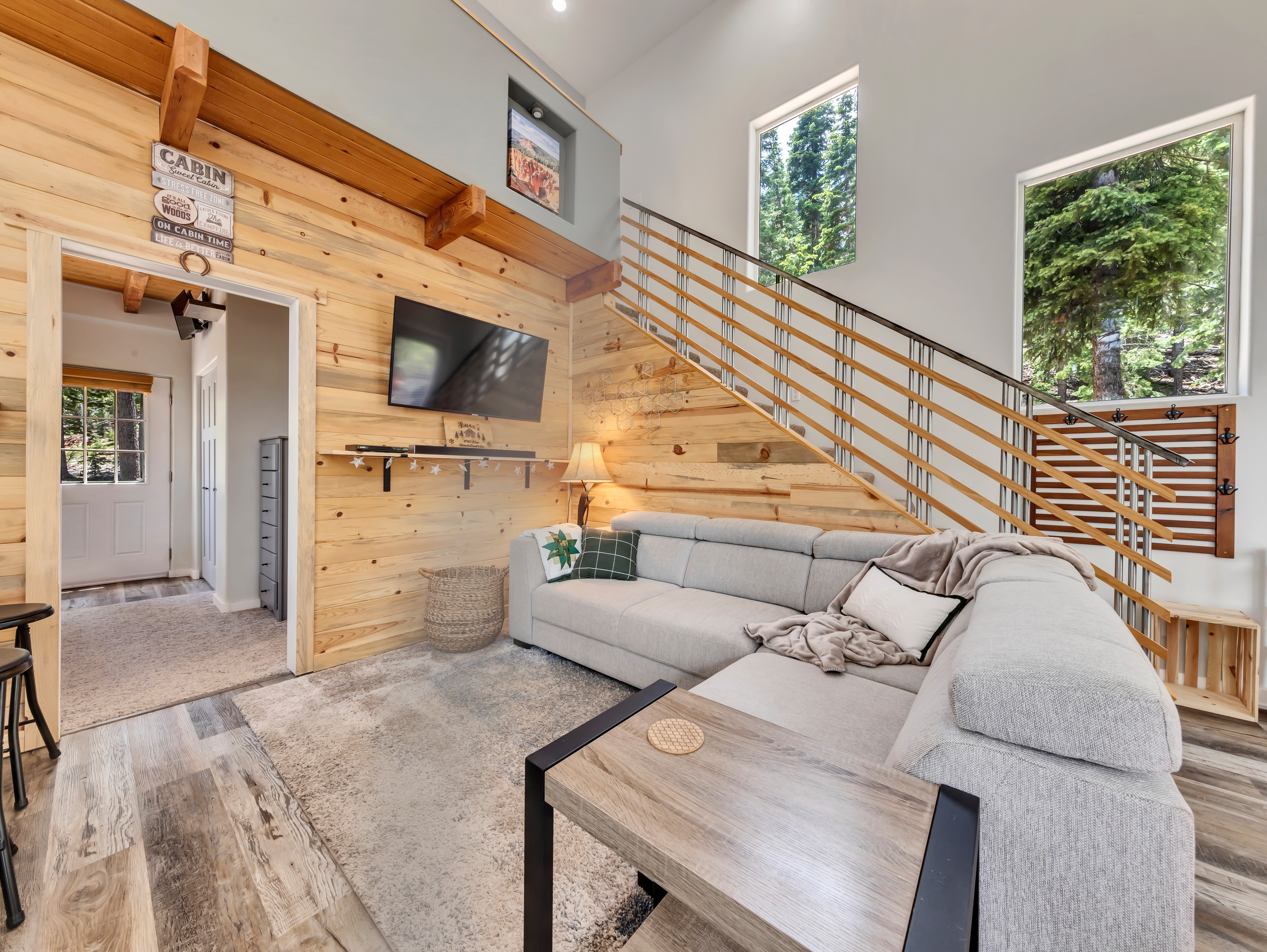 Beech Craft Cabin | Dark Sky Escape | Hike, Stargaze, Explore Parks | Photo 1