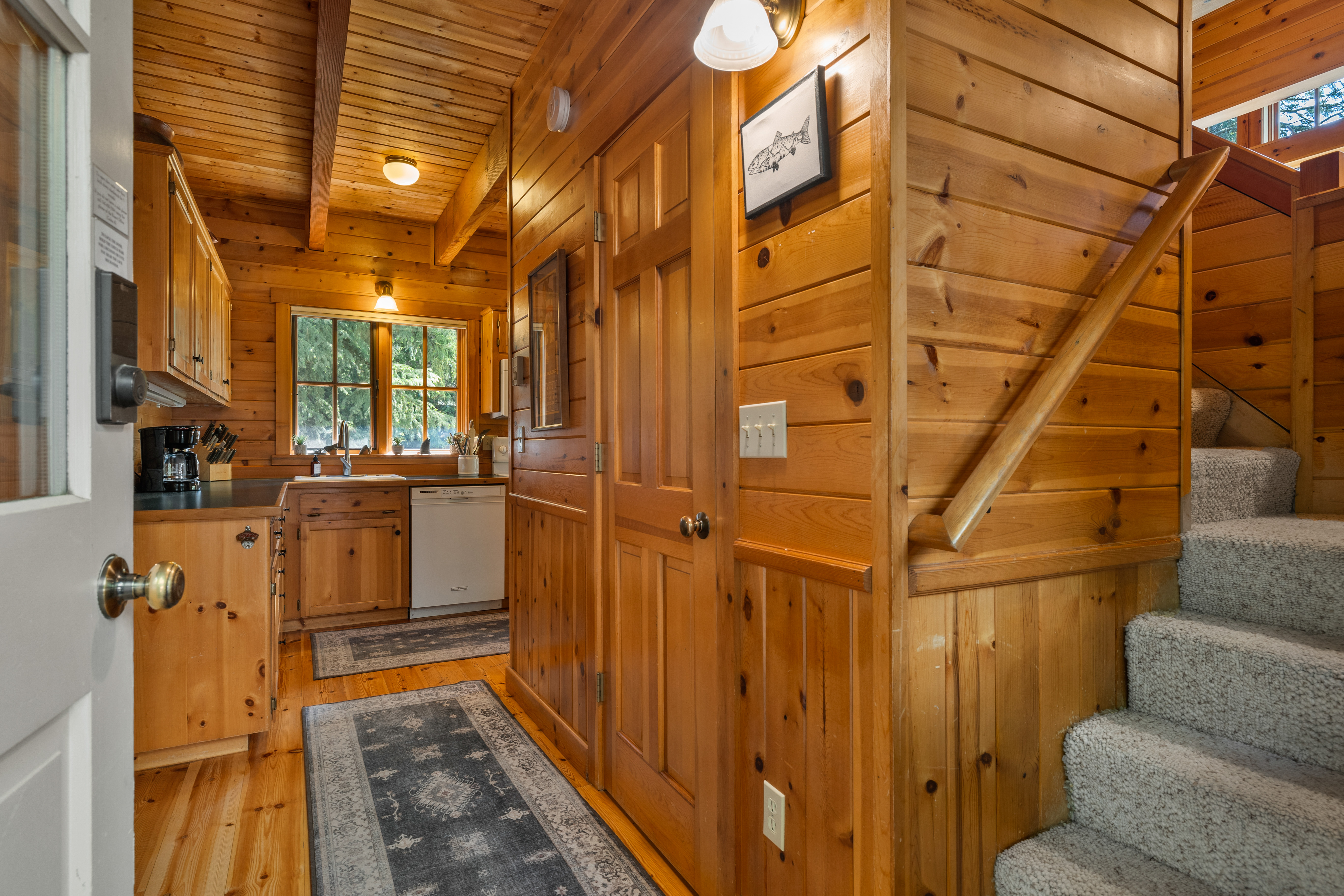 018-5717_230605_JILLROSELL CABIN 2