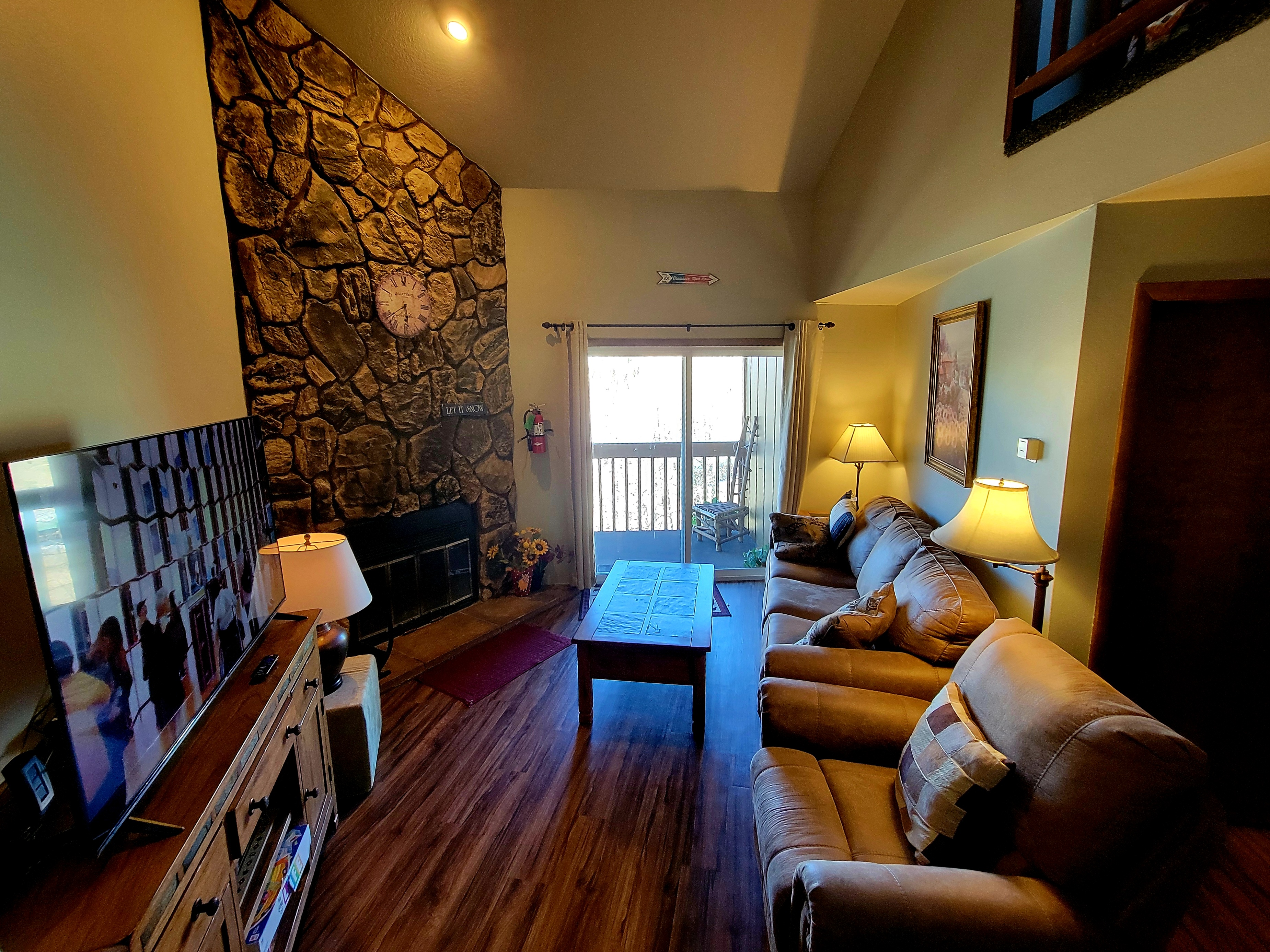 Timbernest 3B | Photo 1