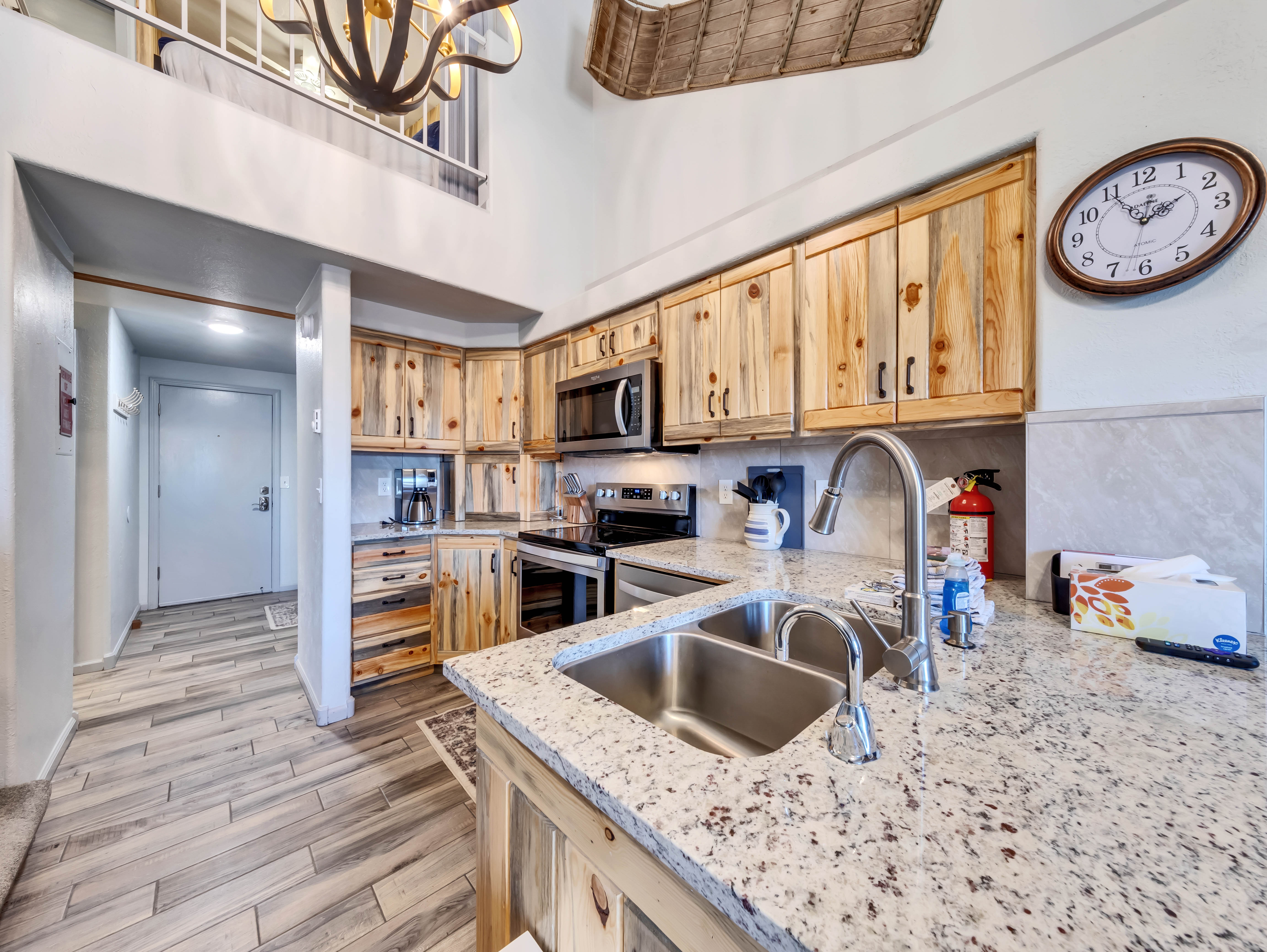 Main Level - Kitchen