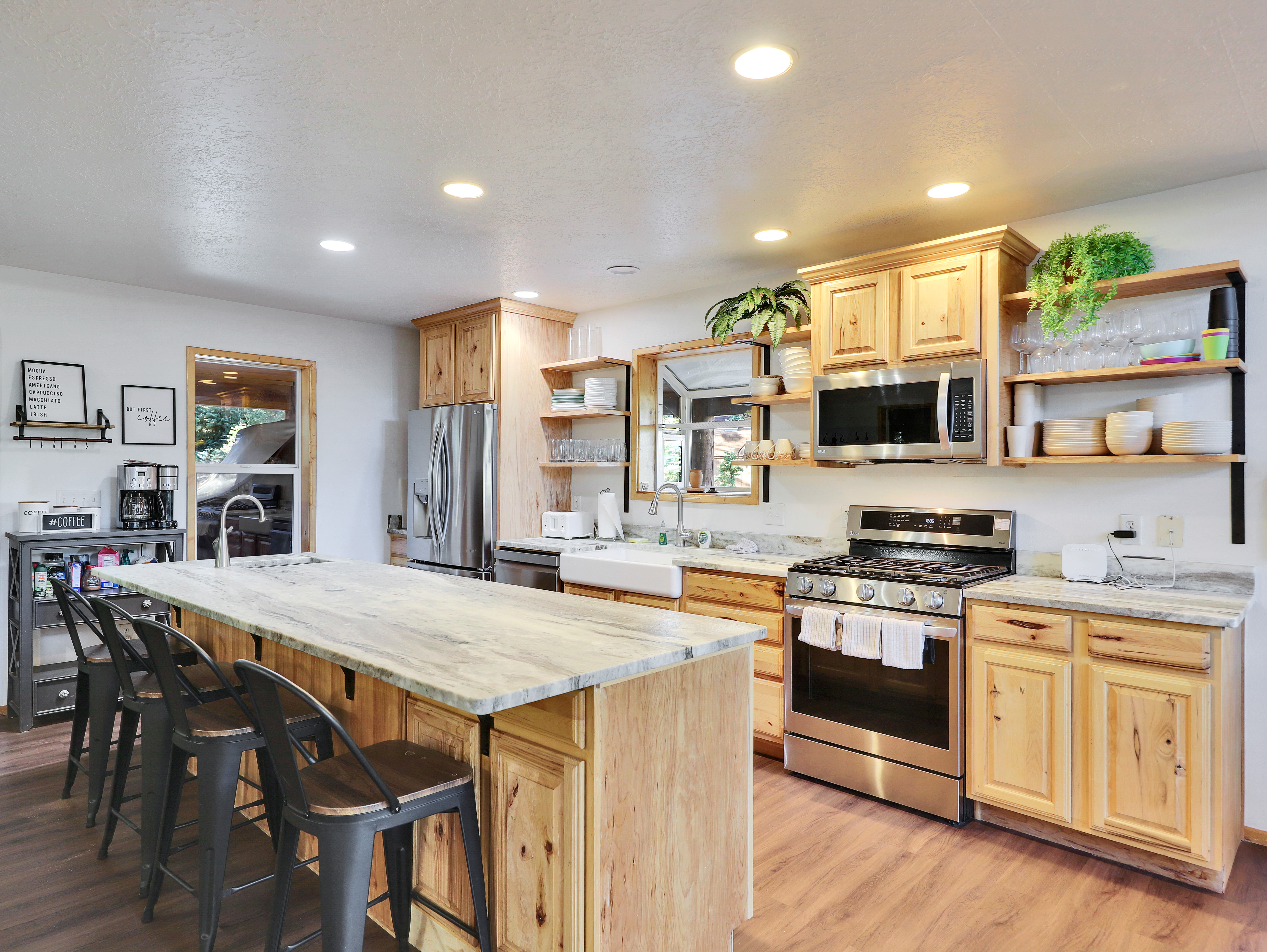 Empty Saddle | Photo 2