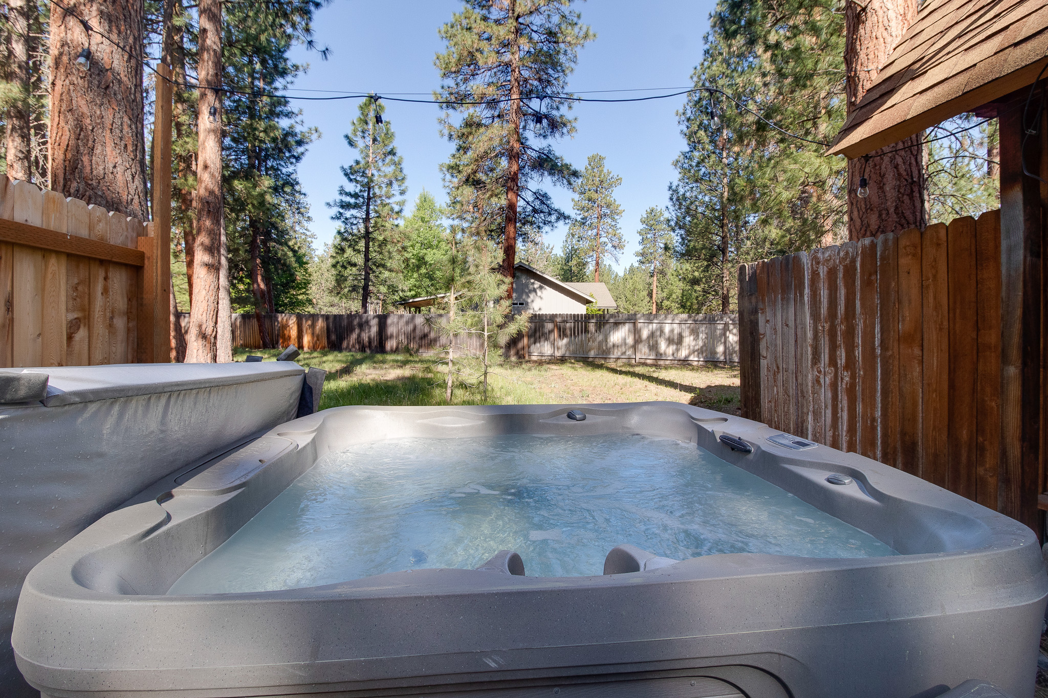 Martingale Lodge | Photo 1