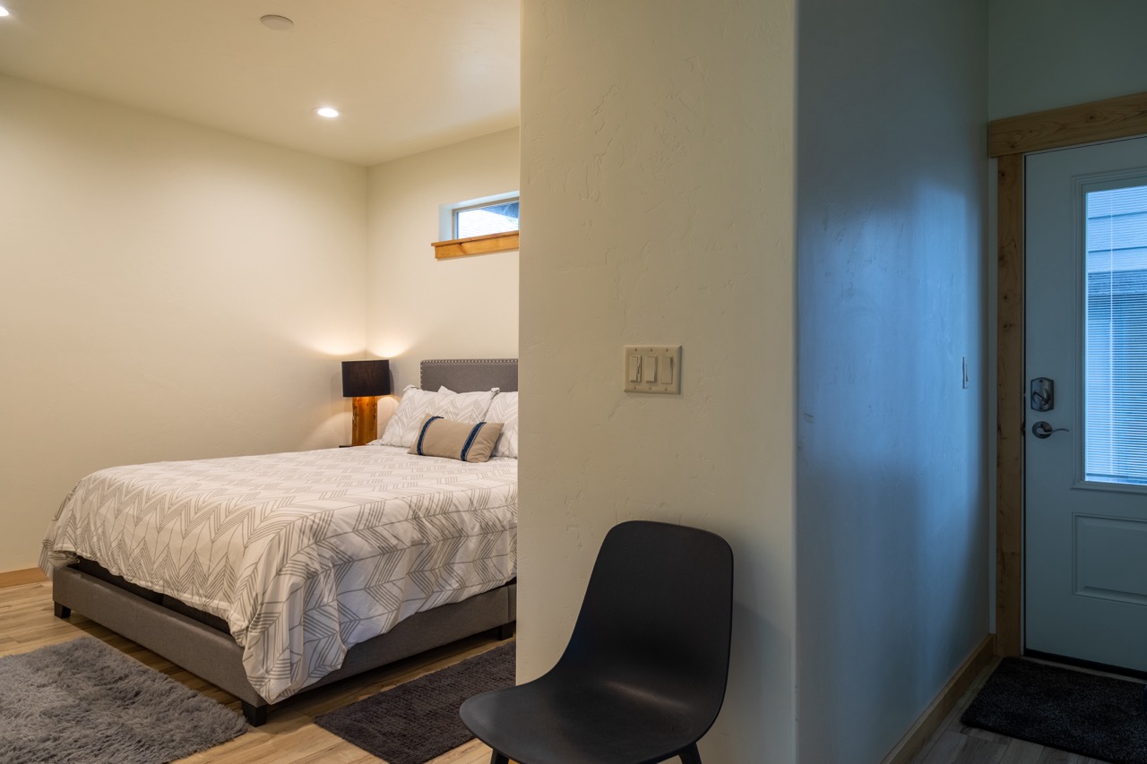 Branch B – Juniper Studio (Downstairs | Sleeps 2) | Photo 2