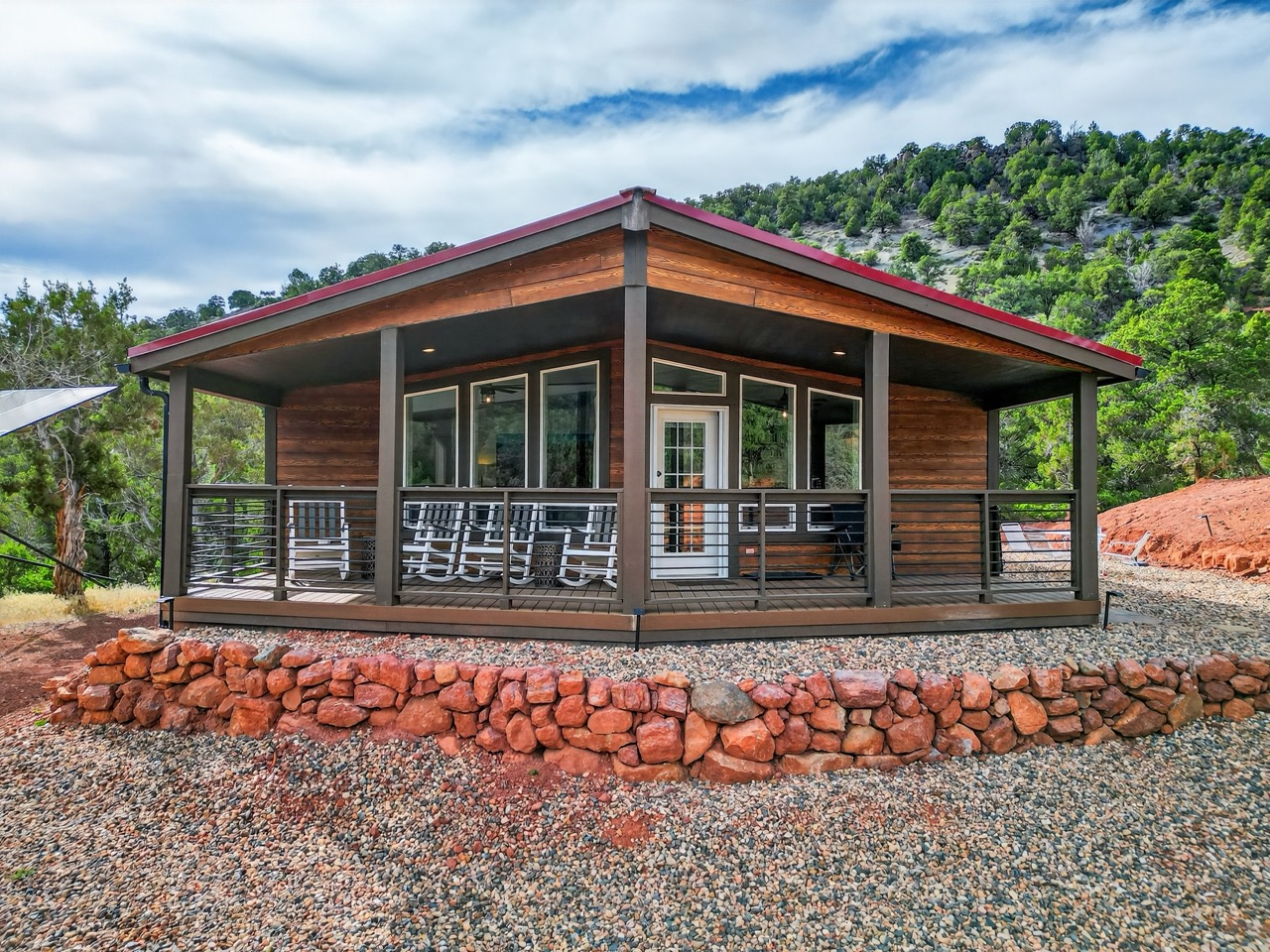 It's About Time - Luxury Off Grid Retreat