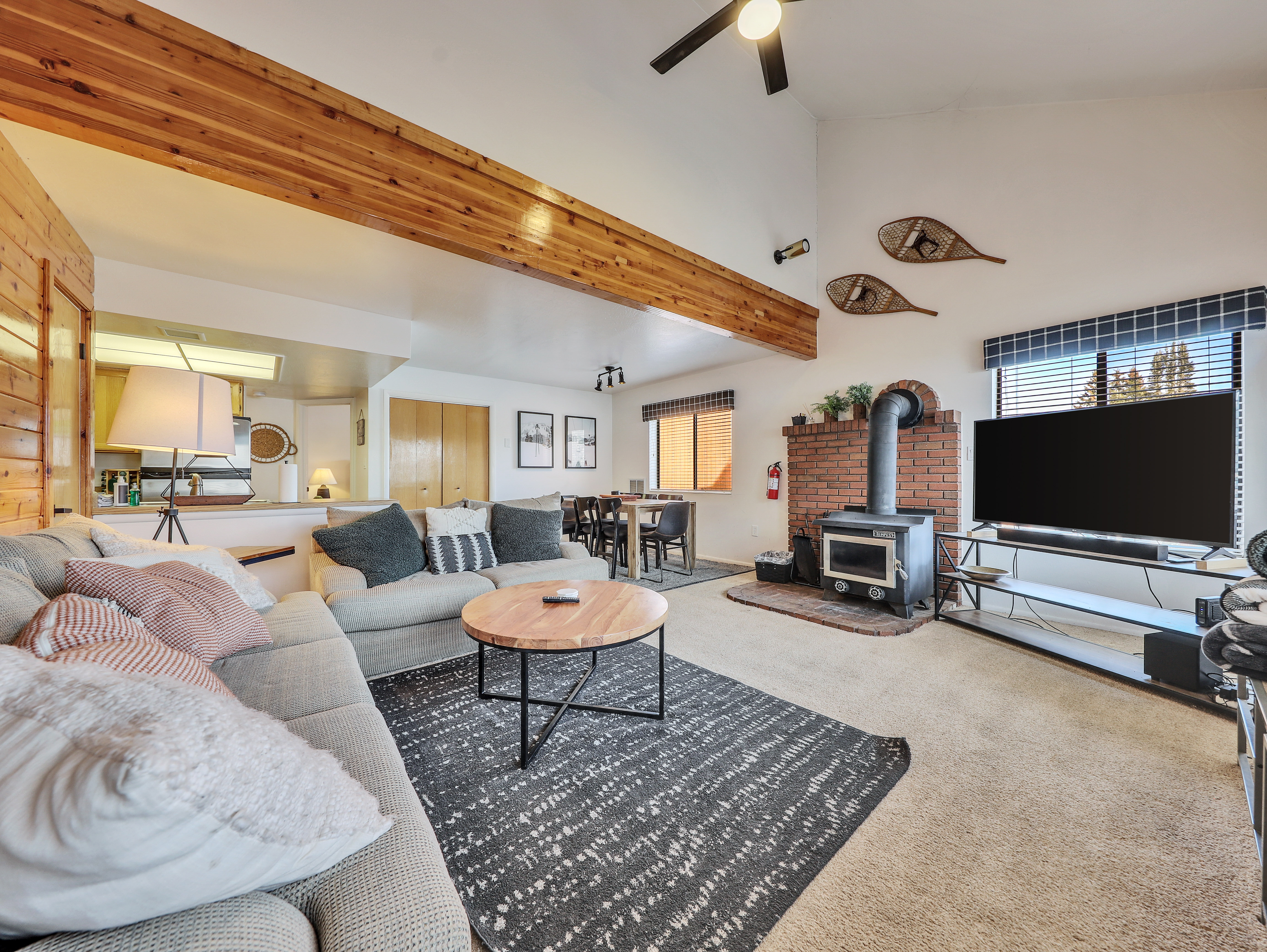 Chalet Village #27 | Photo 2