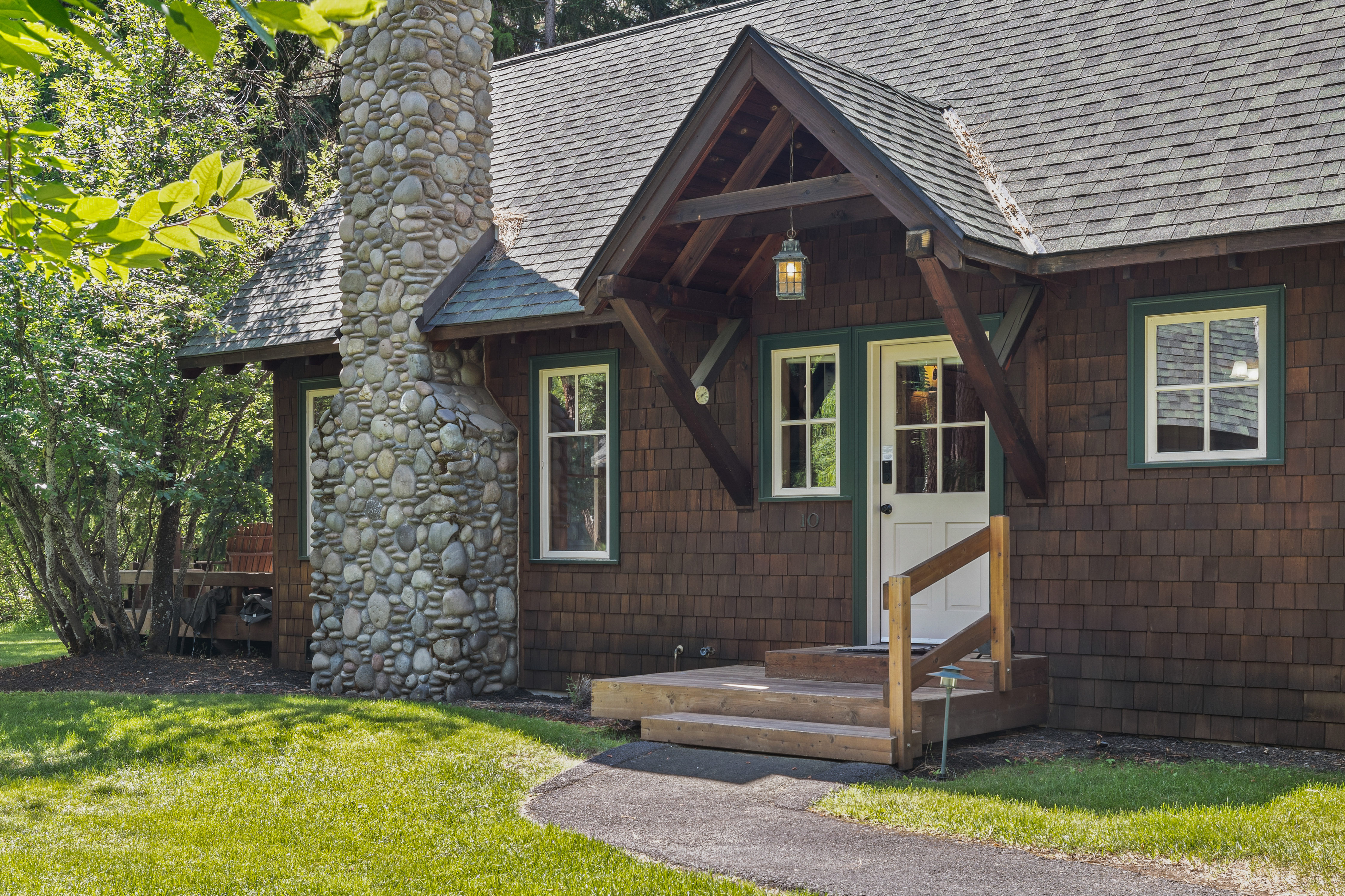 Metolius Cabin 10 | Photo 1