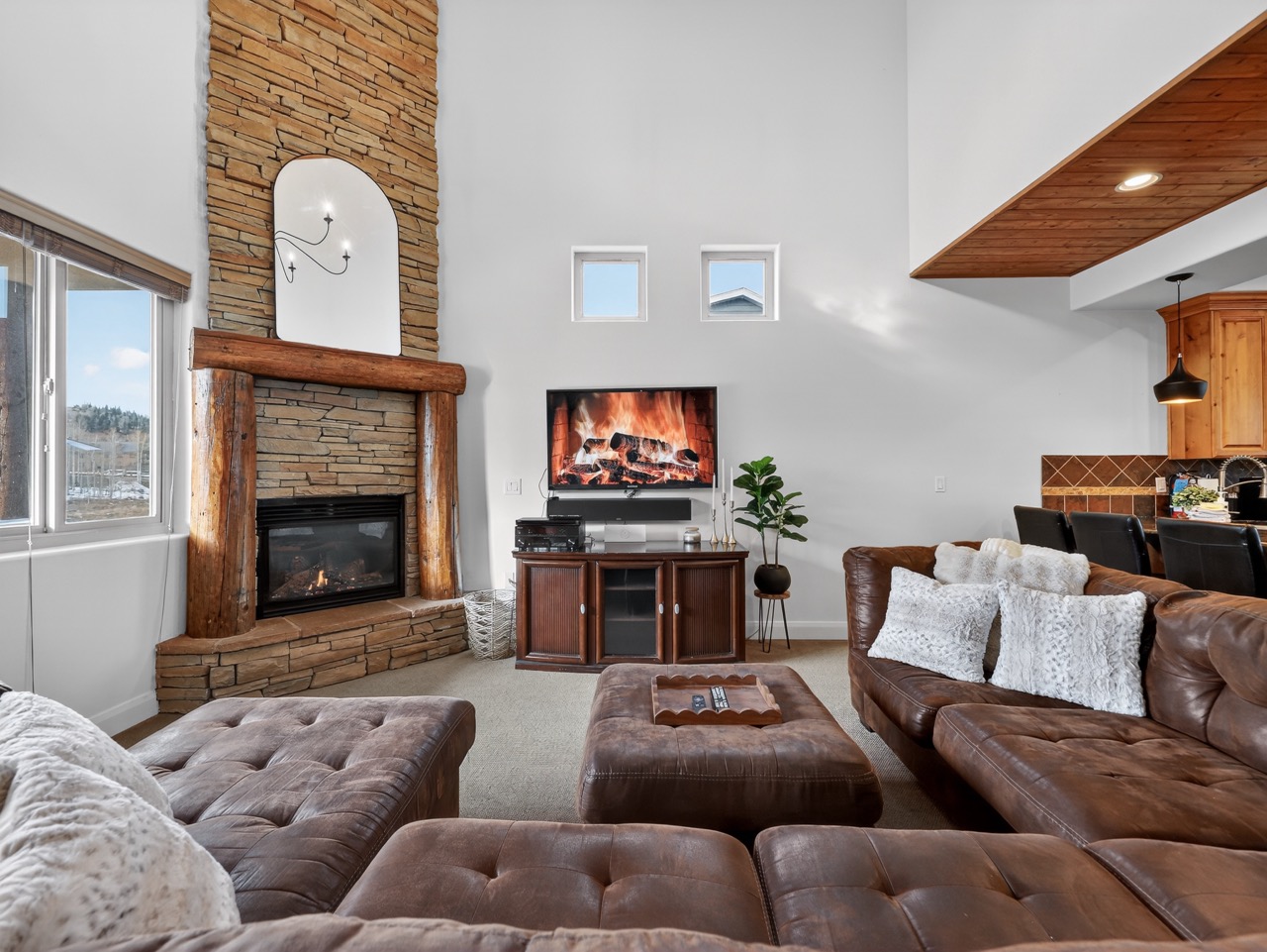 Crooked River 17 | Brian Head Townhome | Walk to Navajo Slopes