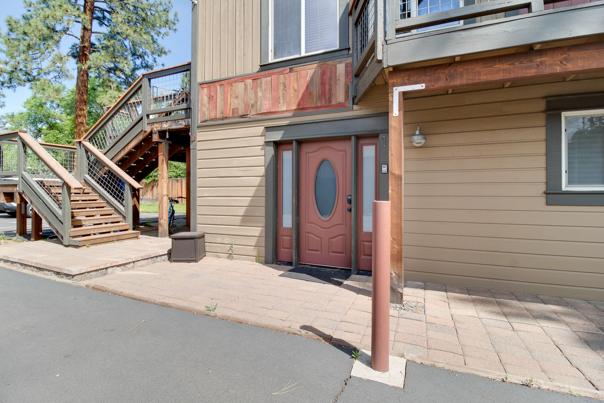 Sisters Retreat Lower