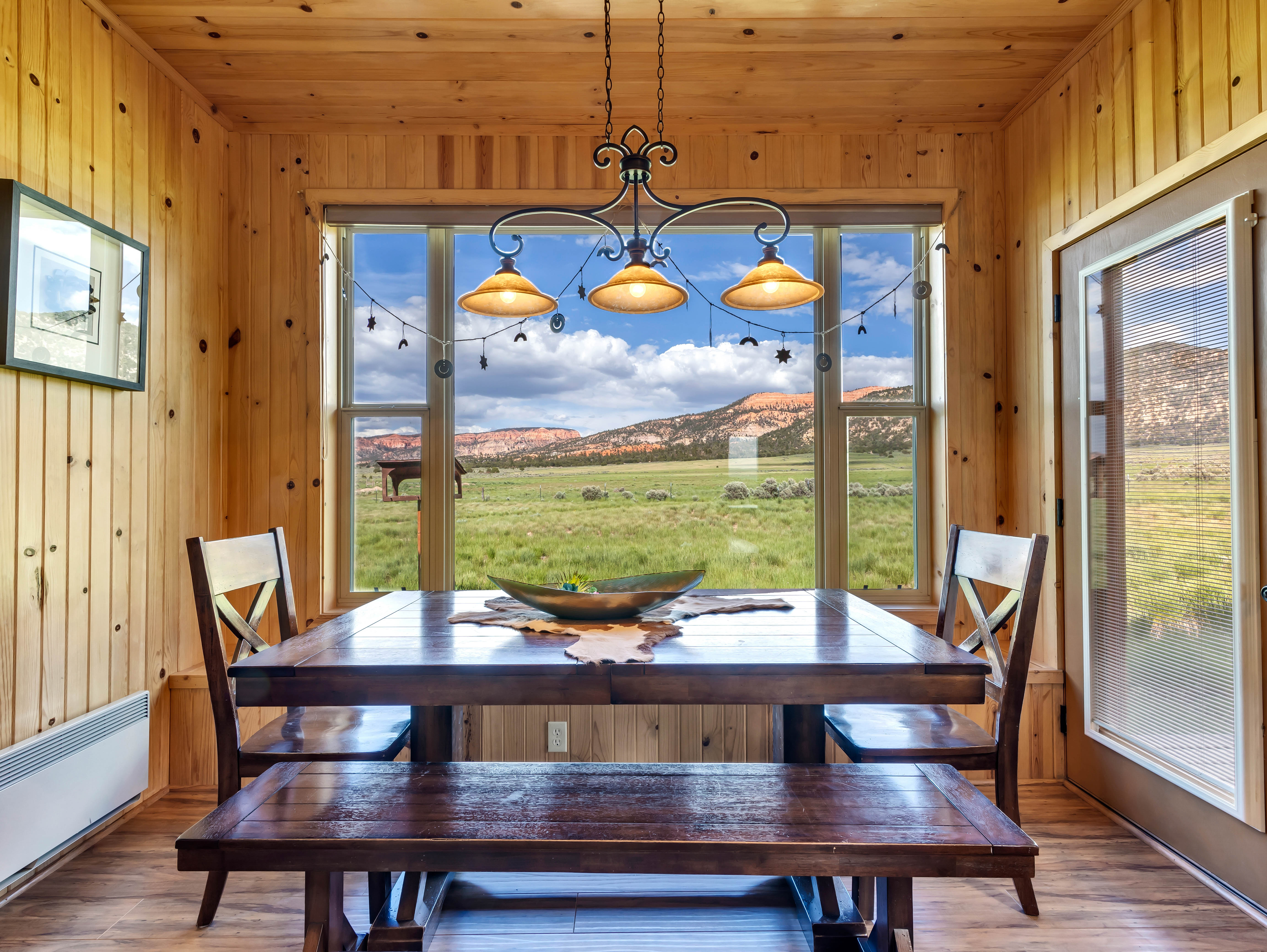 Bryce Canyon Retreat | National Parks | Starry Skies & Views | Photo 2