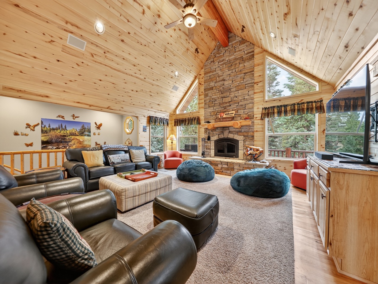 Lava Lodge | Your UTV Basecamp | Scenic Trails | Cozy Nights