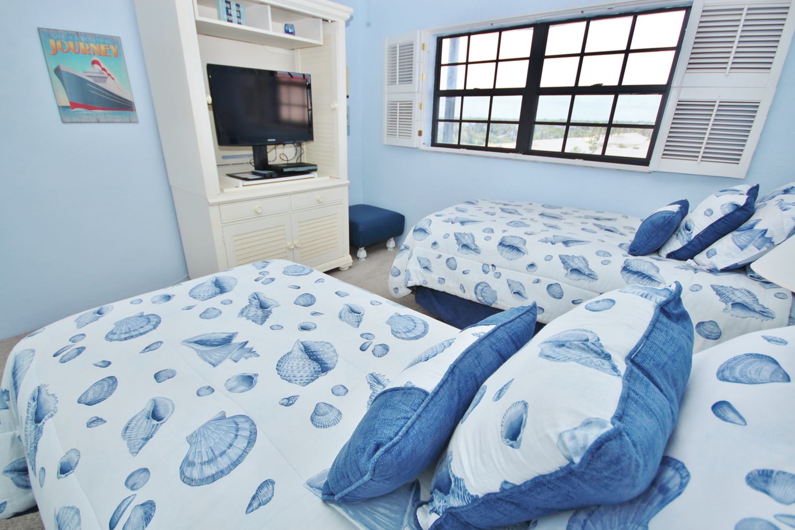 Blue Hues in Second Bedroom