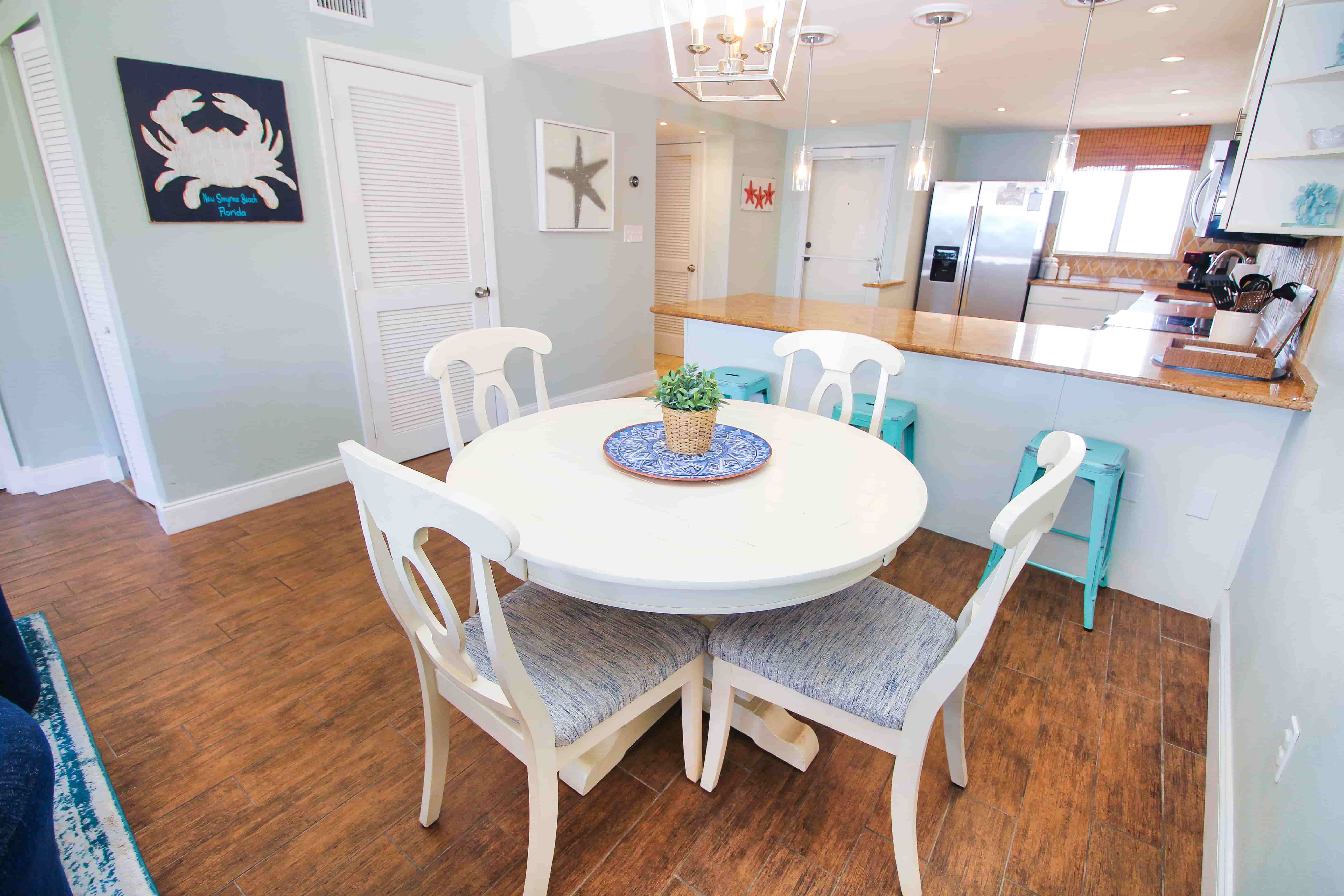 Round Dining Table for 4