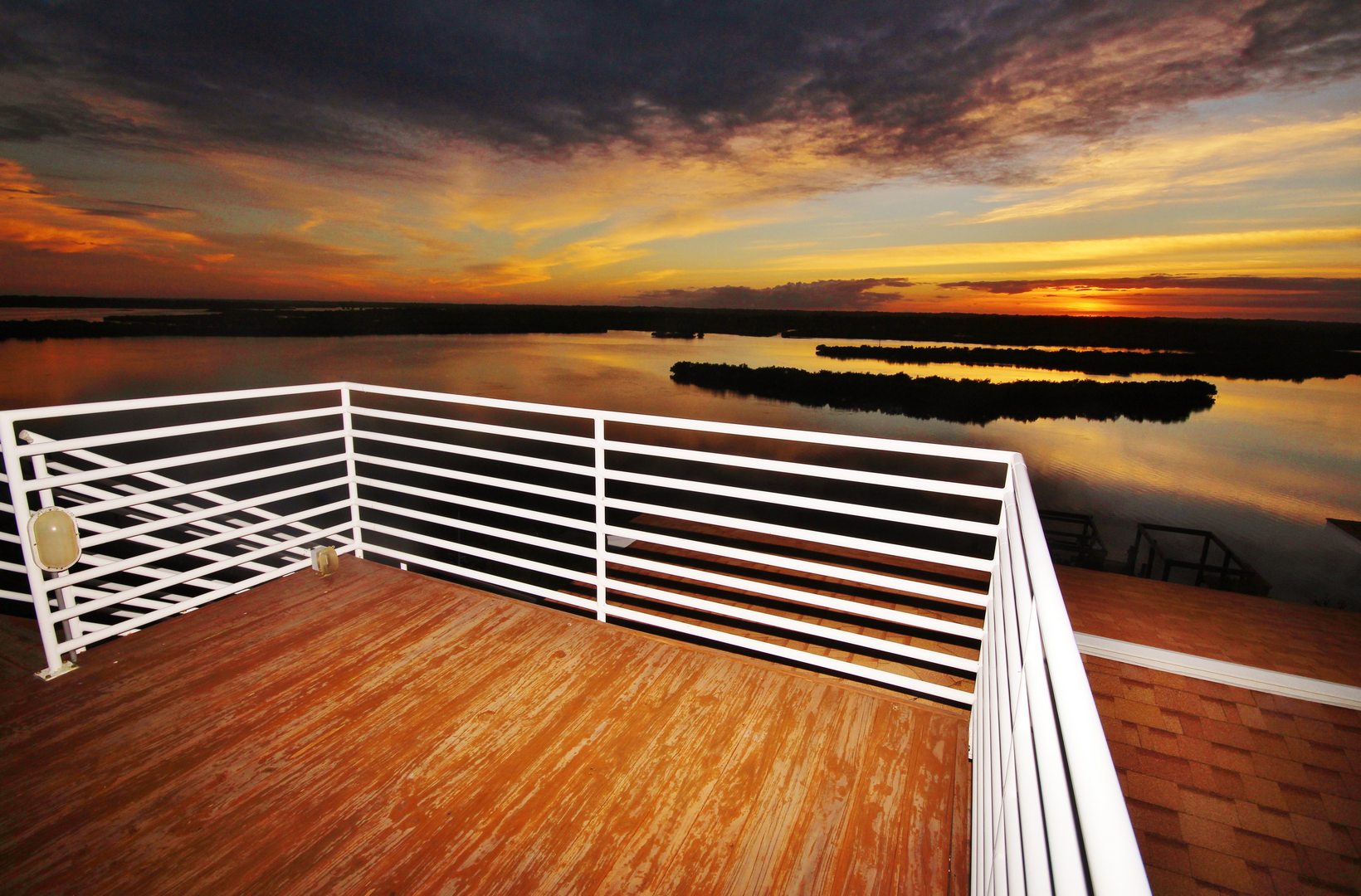 Luxury on the Lagoon – Luxury