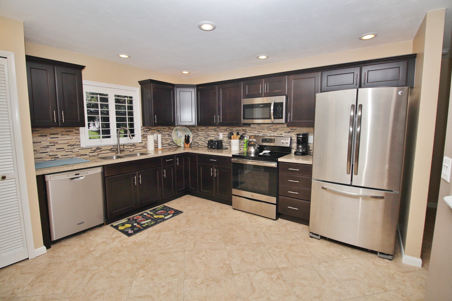 Spacious Kitchen