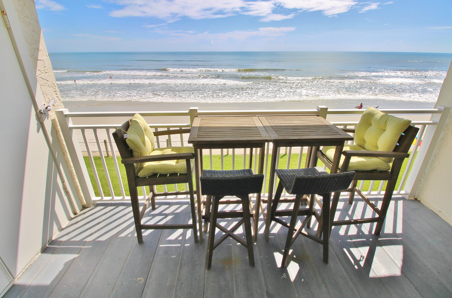 Furnished oceanfront balcony