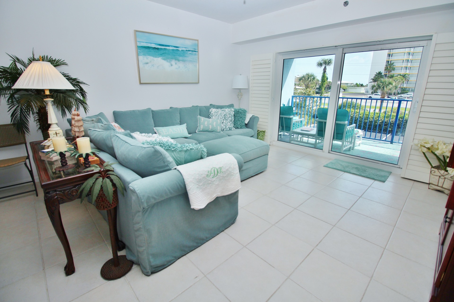 Living room with teal hues