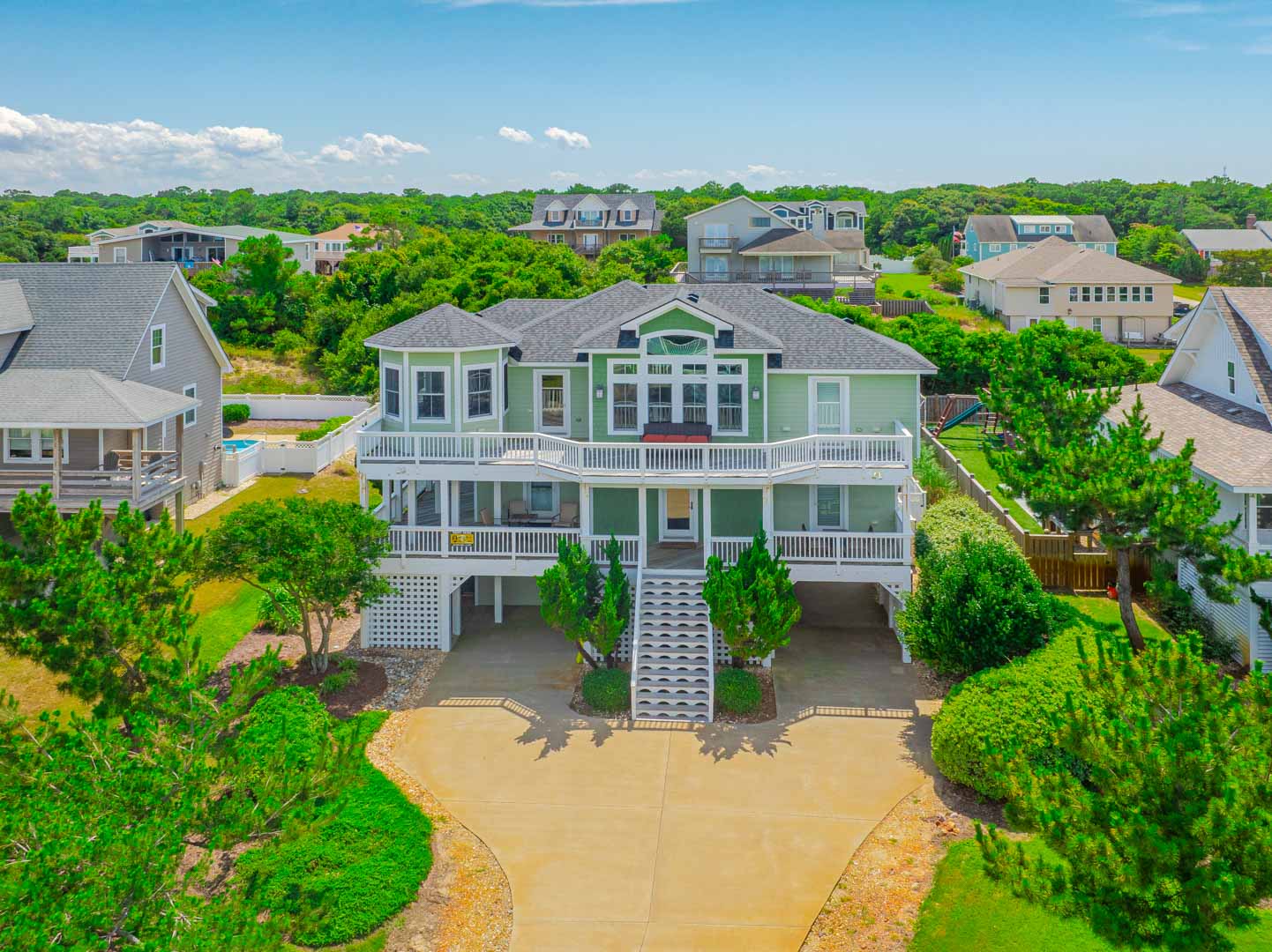 652 | Livin' The Dream