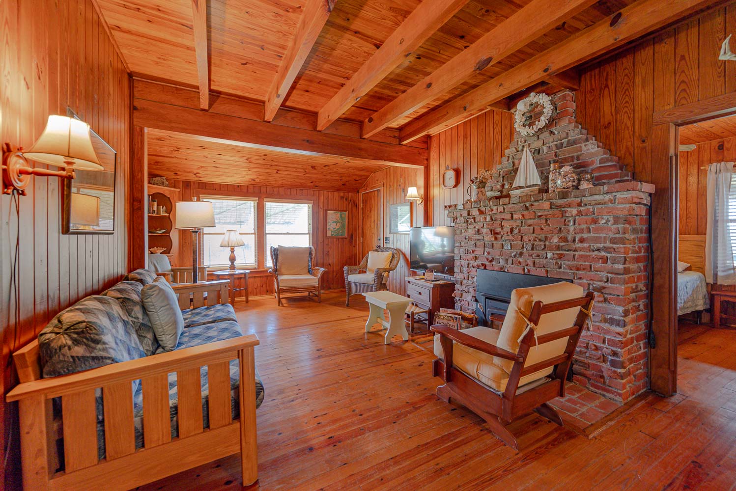 638 | Doc's Cottage 6