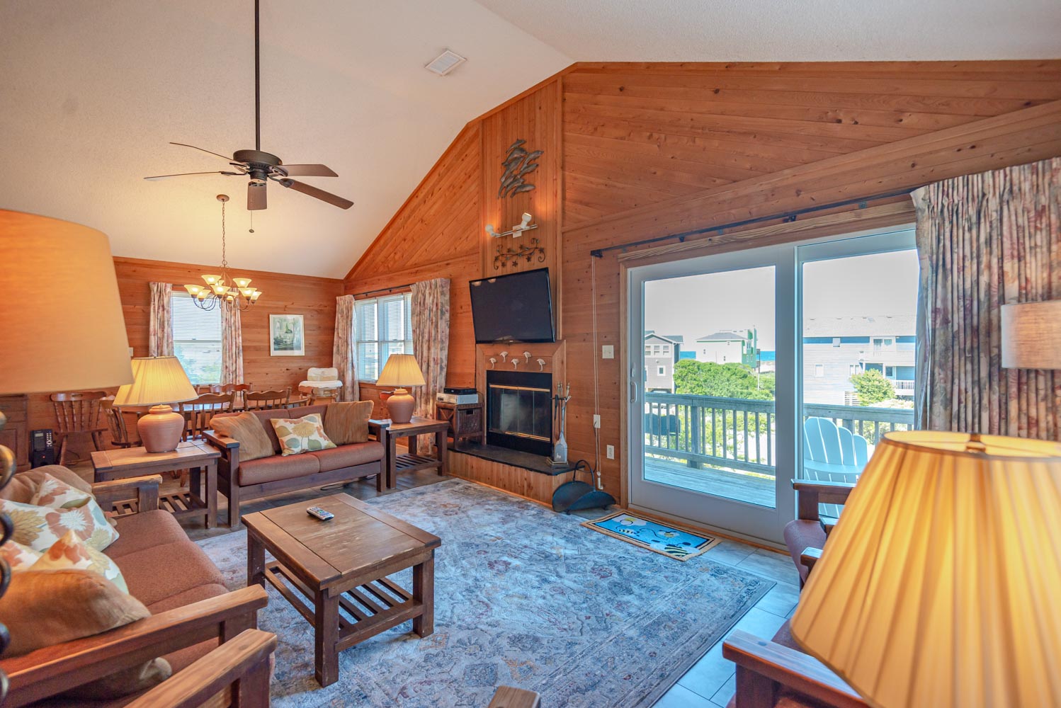 777 | Beached Whale 3