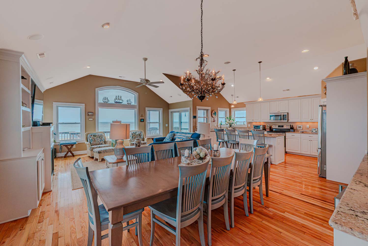 892 | Jules By The Sea 6