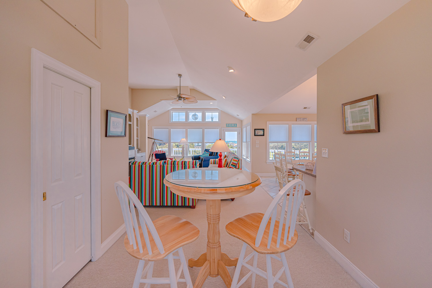 730 | Queen On The Green 10