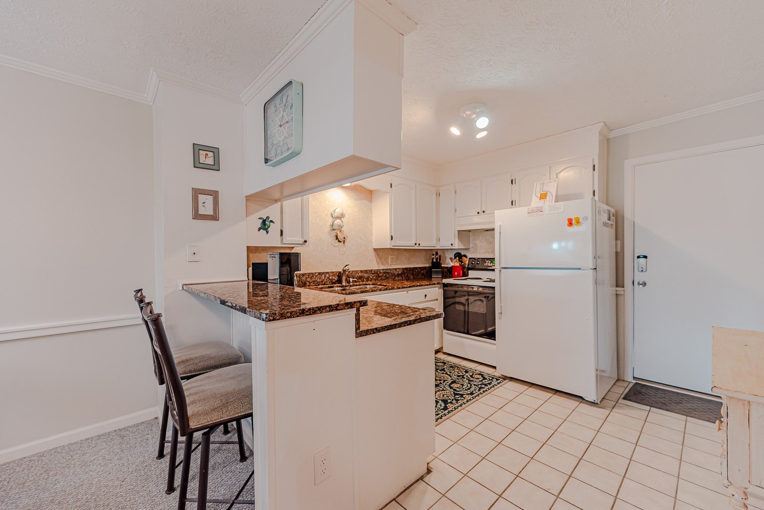 R-1 | The Regency Condominium 9