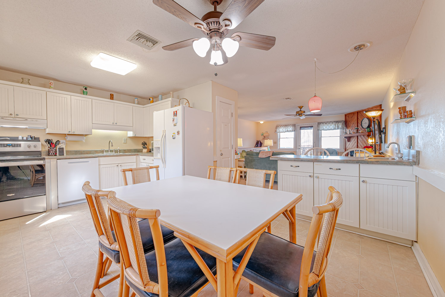 WS-2 | Casa Del Abuelos 4