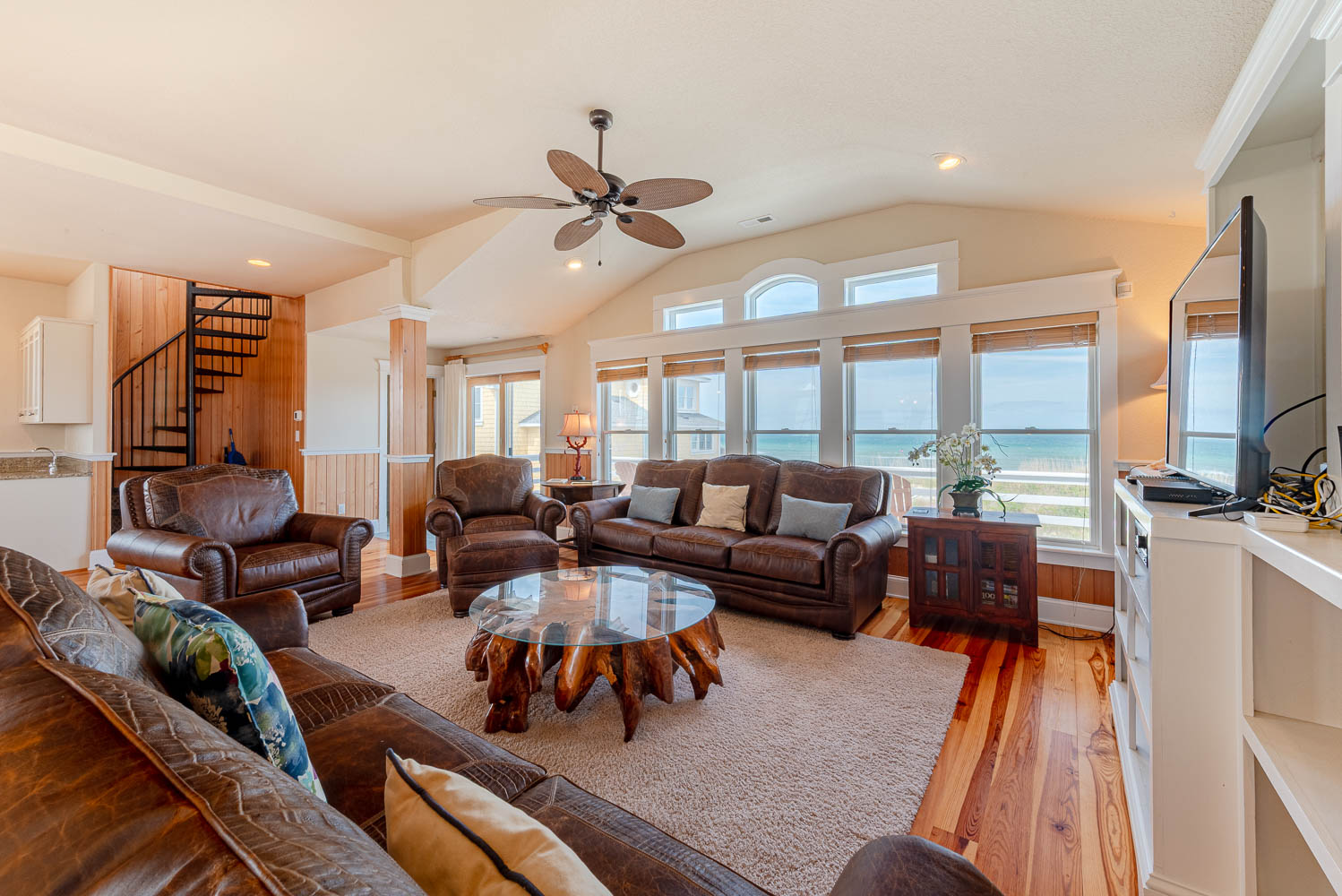 472 | On The Rocks 7