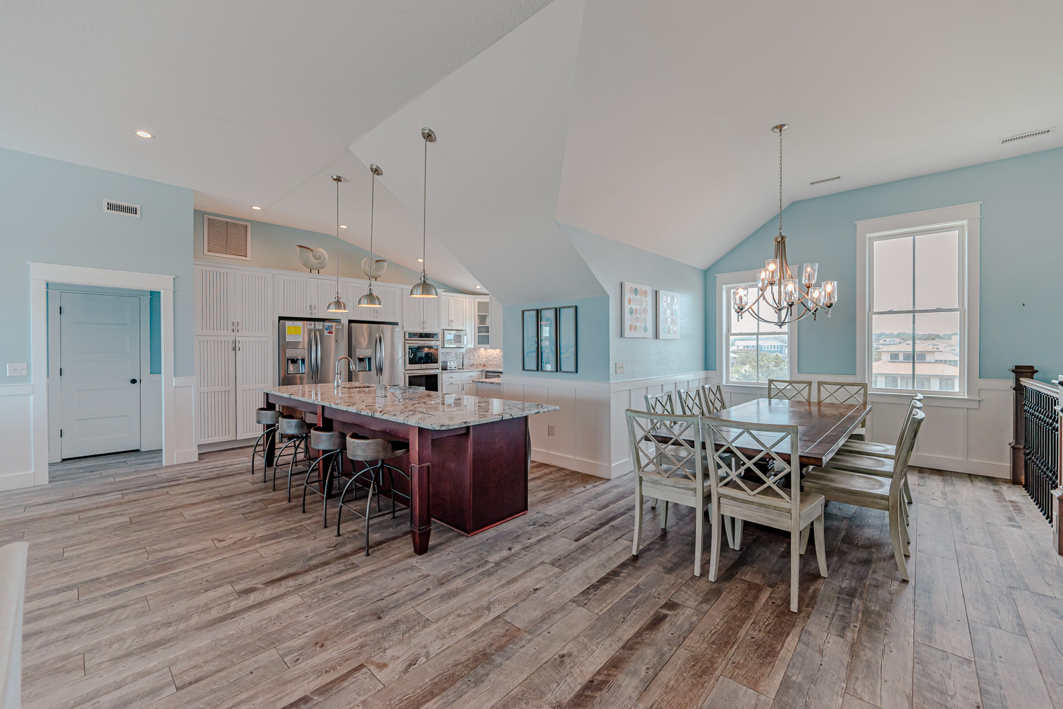 887 | The Salt House 10