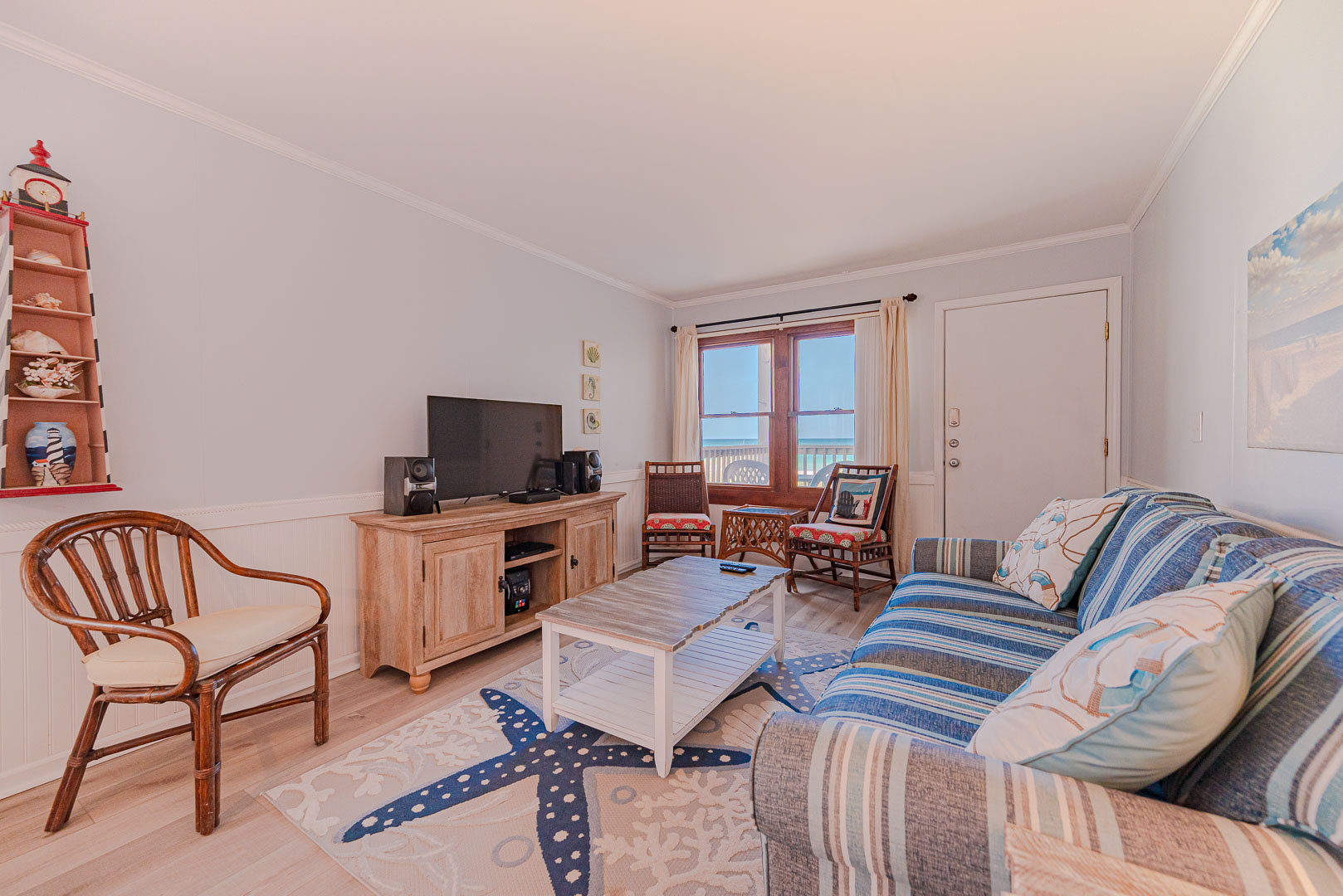 AV2-1E | Admirals View II Condo Unit 1E 2