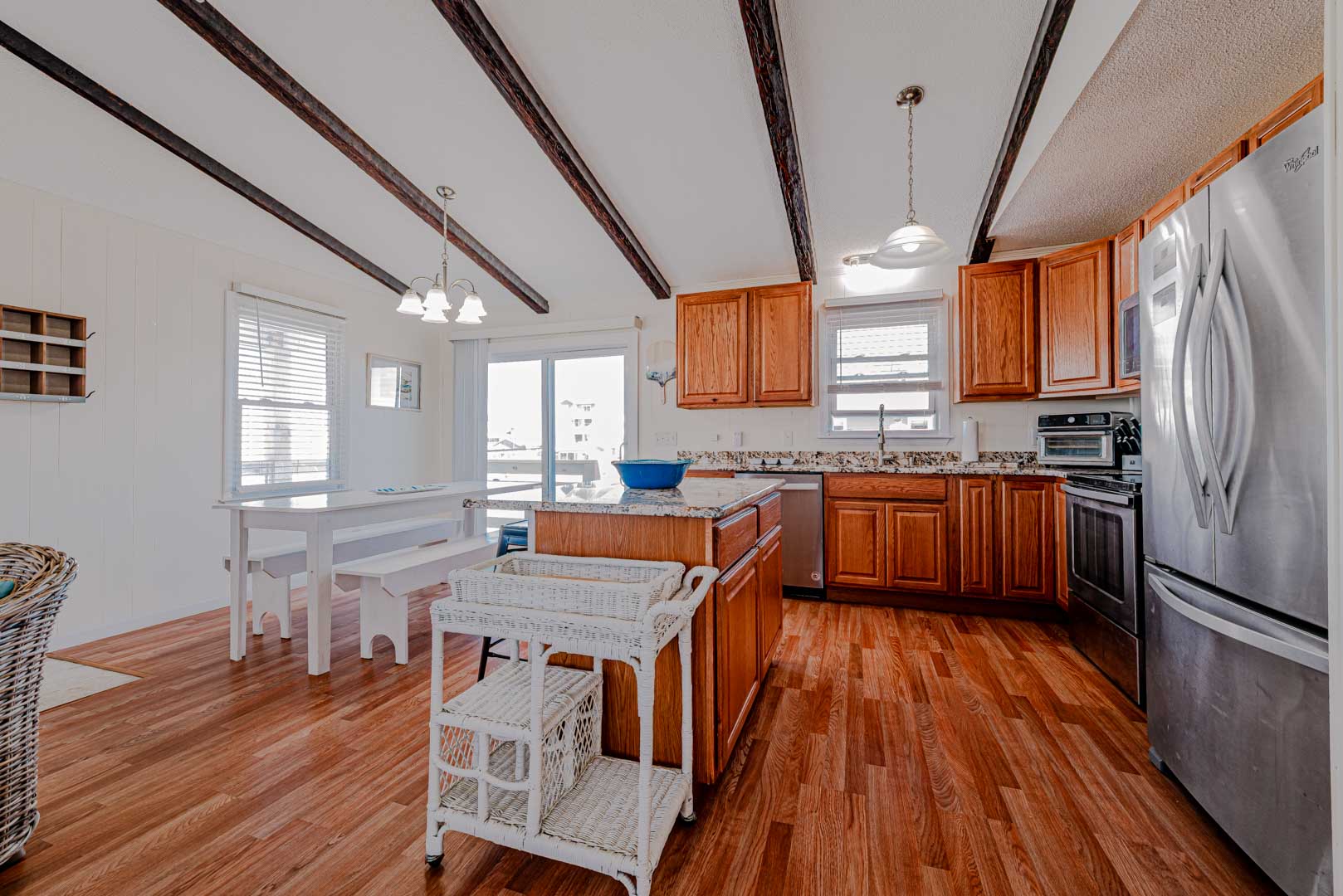 463 | CJ's Surf Shack 5