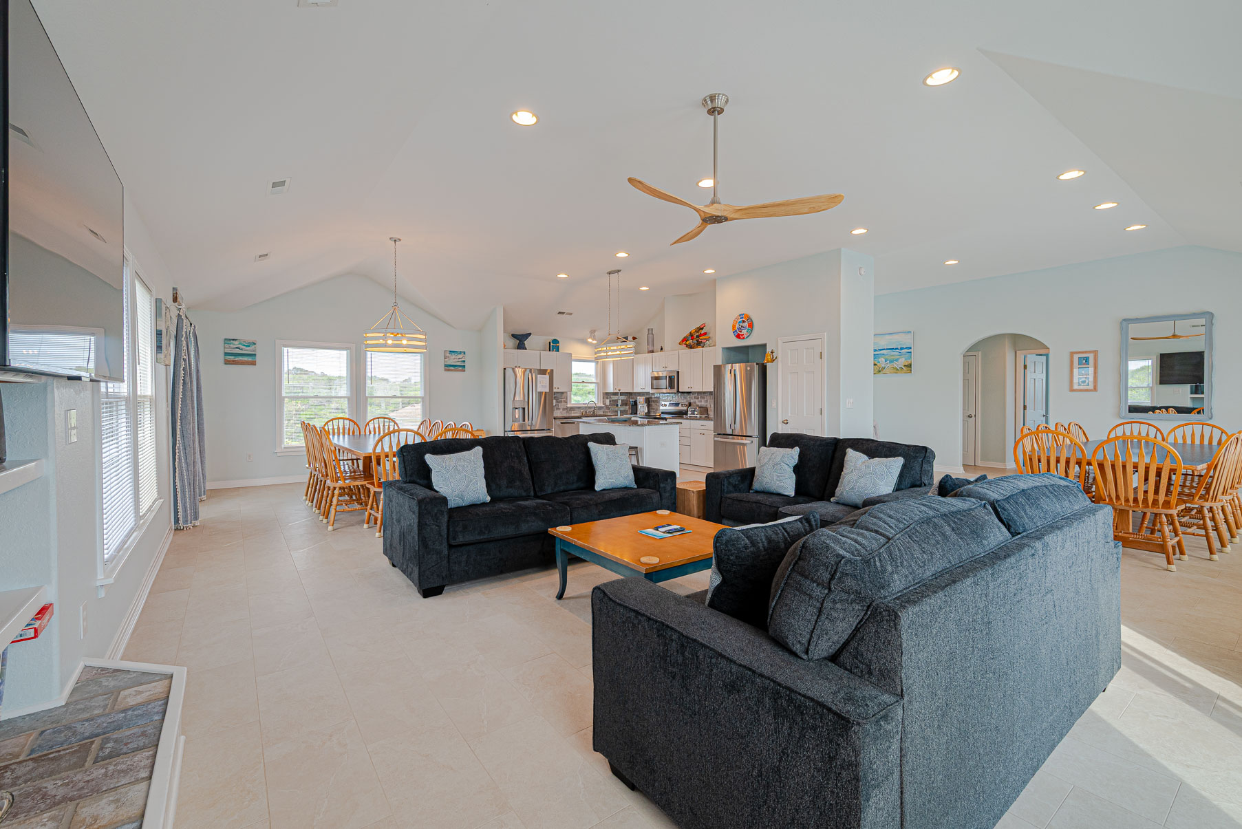 252 | Just Beachy 10