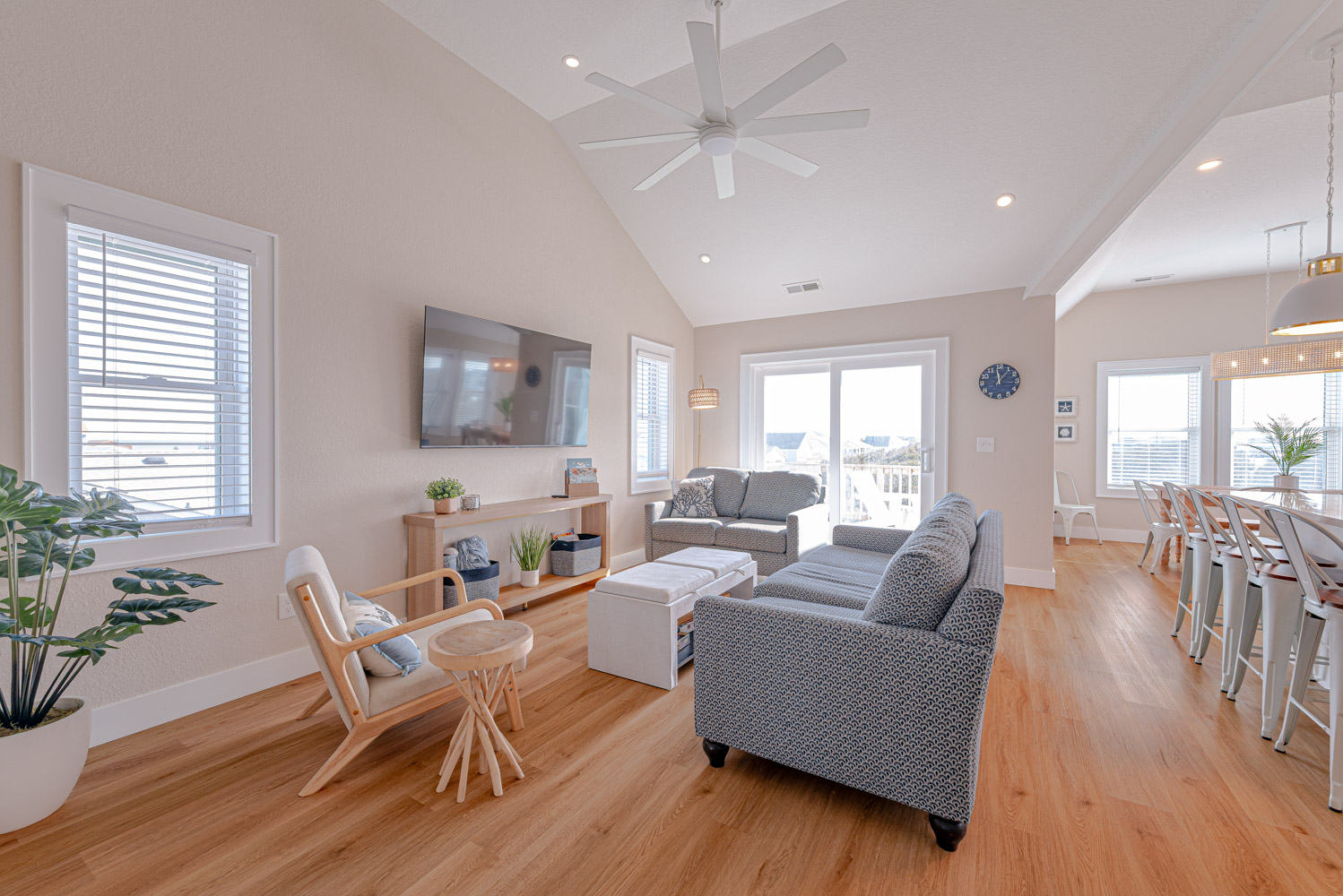 719 | A Summer Pour 7