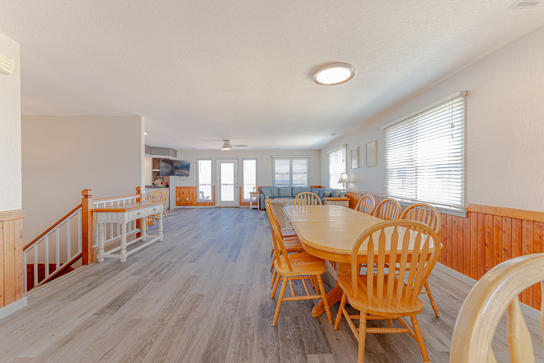 18S-F | Eighteen South Unit F 8