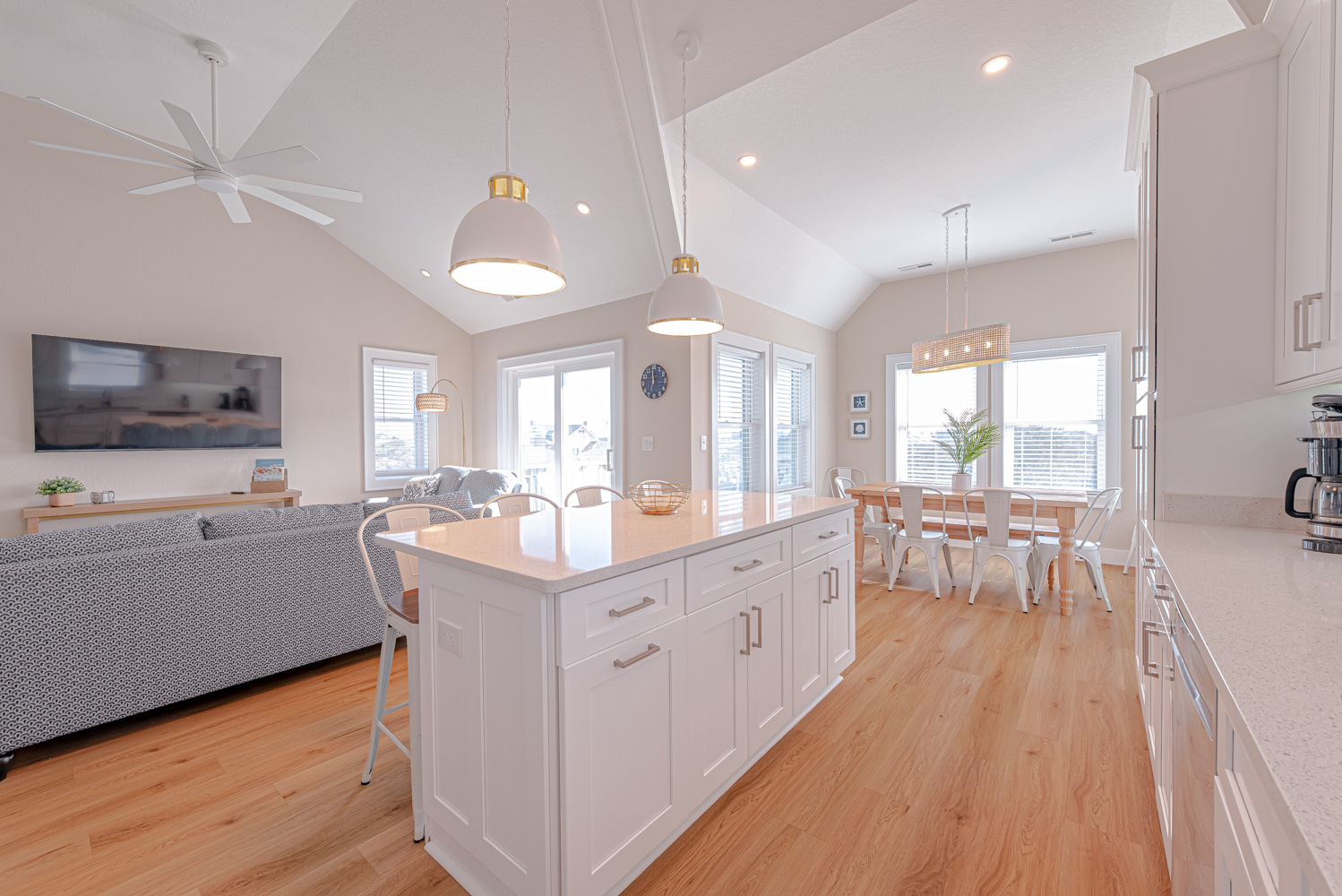 719 | A Summer Pour 8