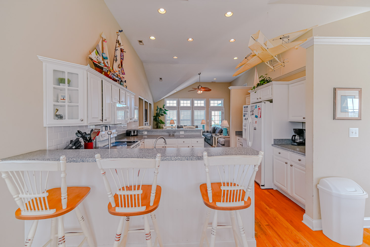 883 | Old Nags Head Place 10