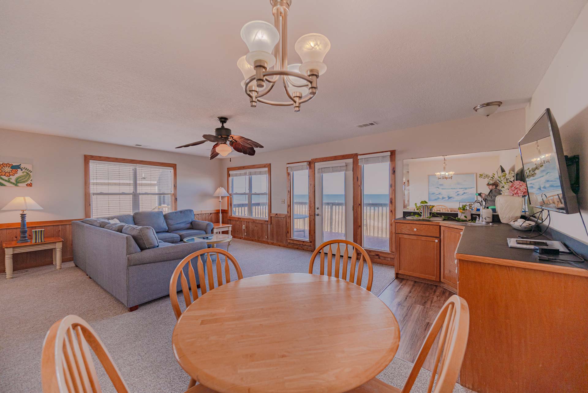 18S-C | Eighteen South Unit C 7