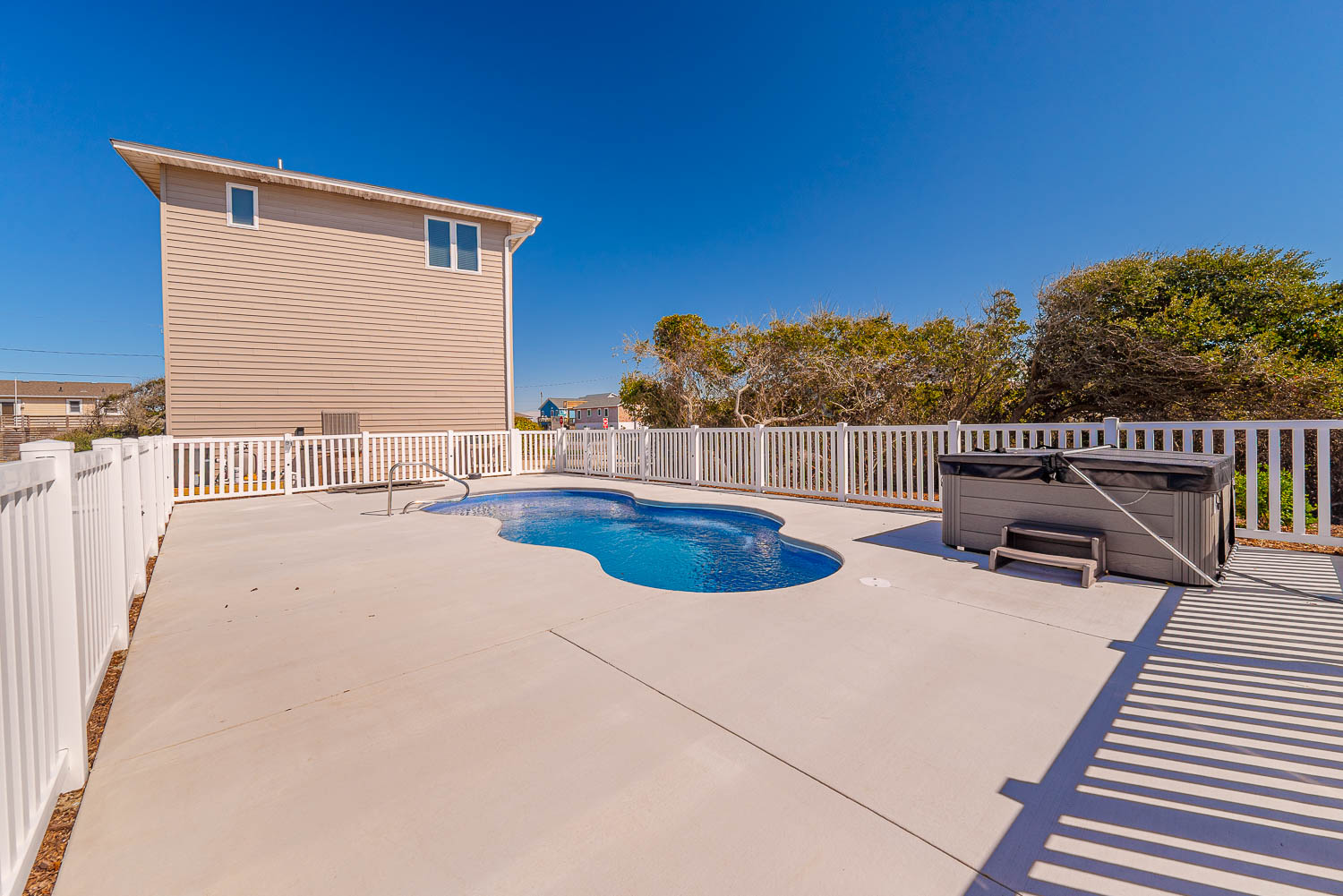 051 | Eat-Sleep-Beach-Repeat. 8