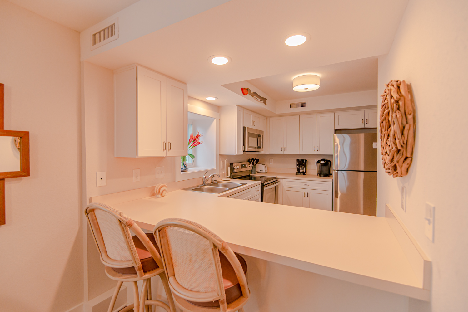 Y-304 | The Yachtsman 10