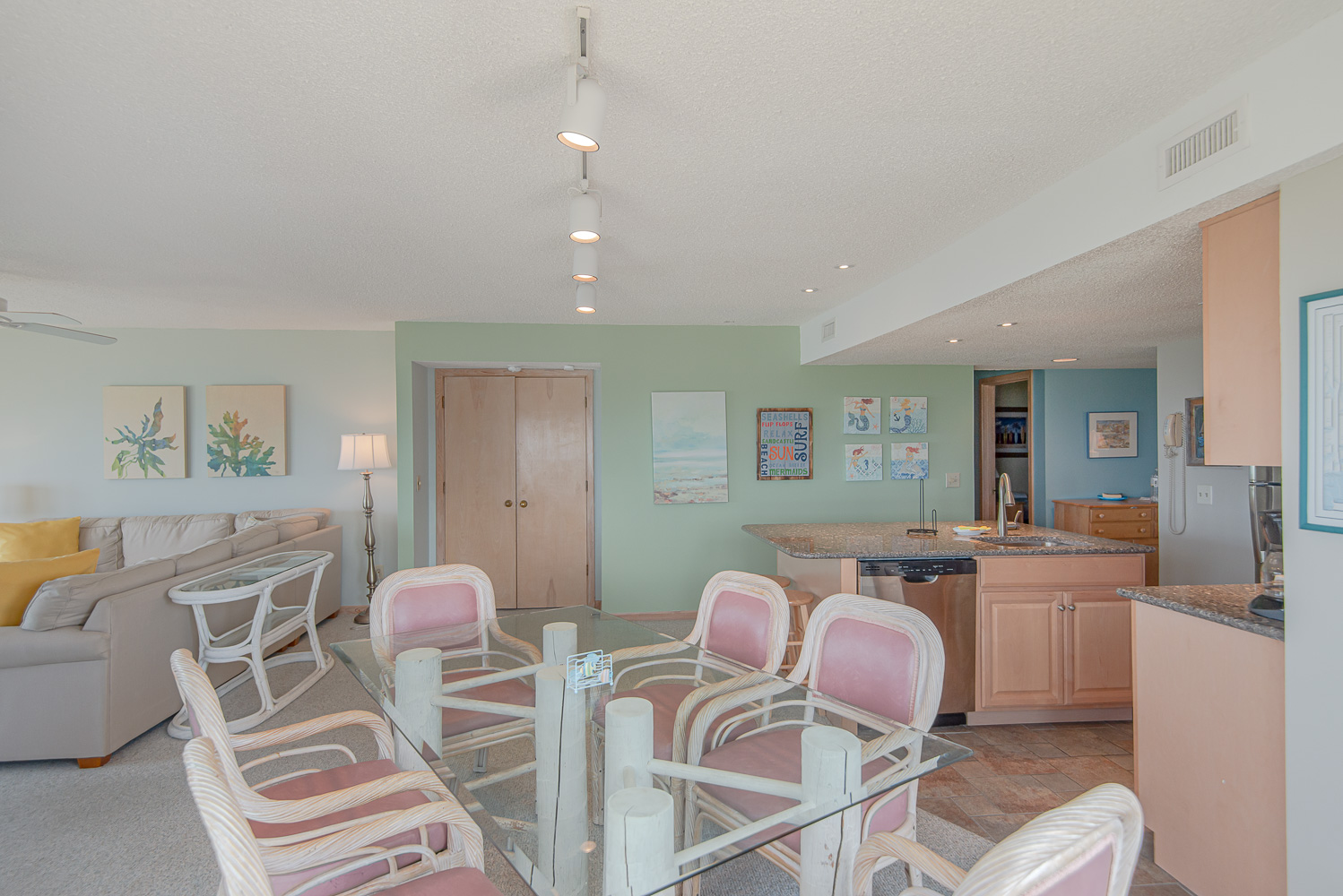 GS-300 | Dolphin View-Gulf Stream Condominium 8