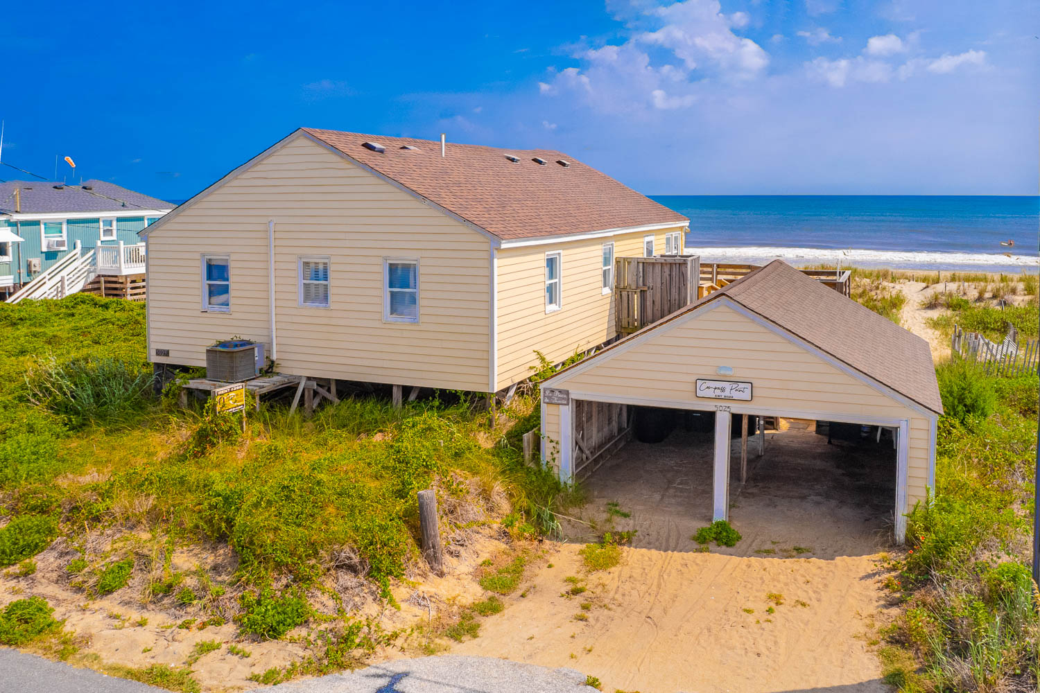 395 | Compass Point, Main Entrance