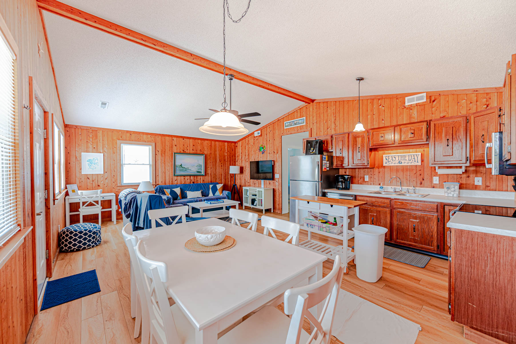 452 | Beach Runner 6