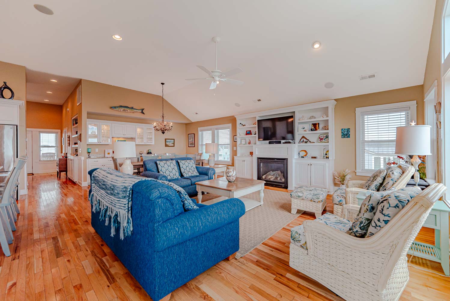 892 | Jules By The Sea 9