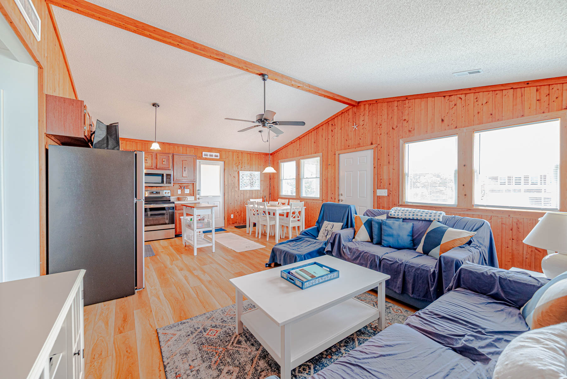 452 | Beach Runner 4