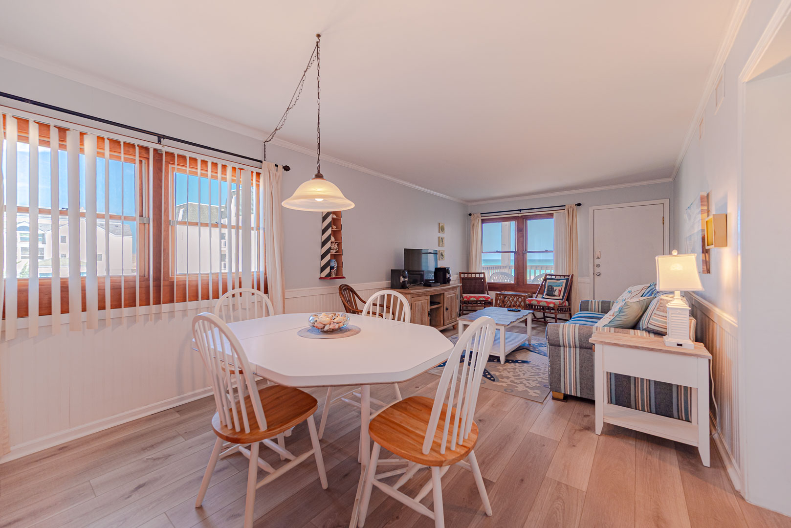 AV2-1E | Admirals View II Condo Unit 1E 7