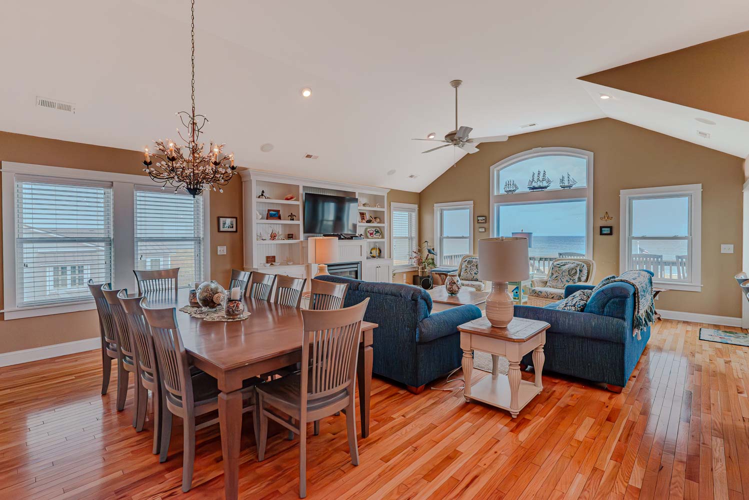 892 | Jules By The Sea 5