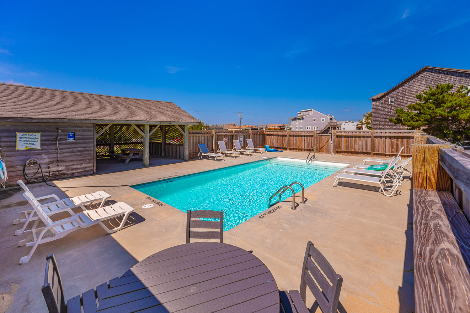 18S-E | All Decked Out 3