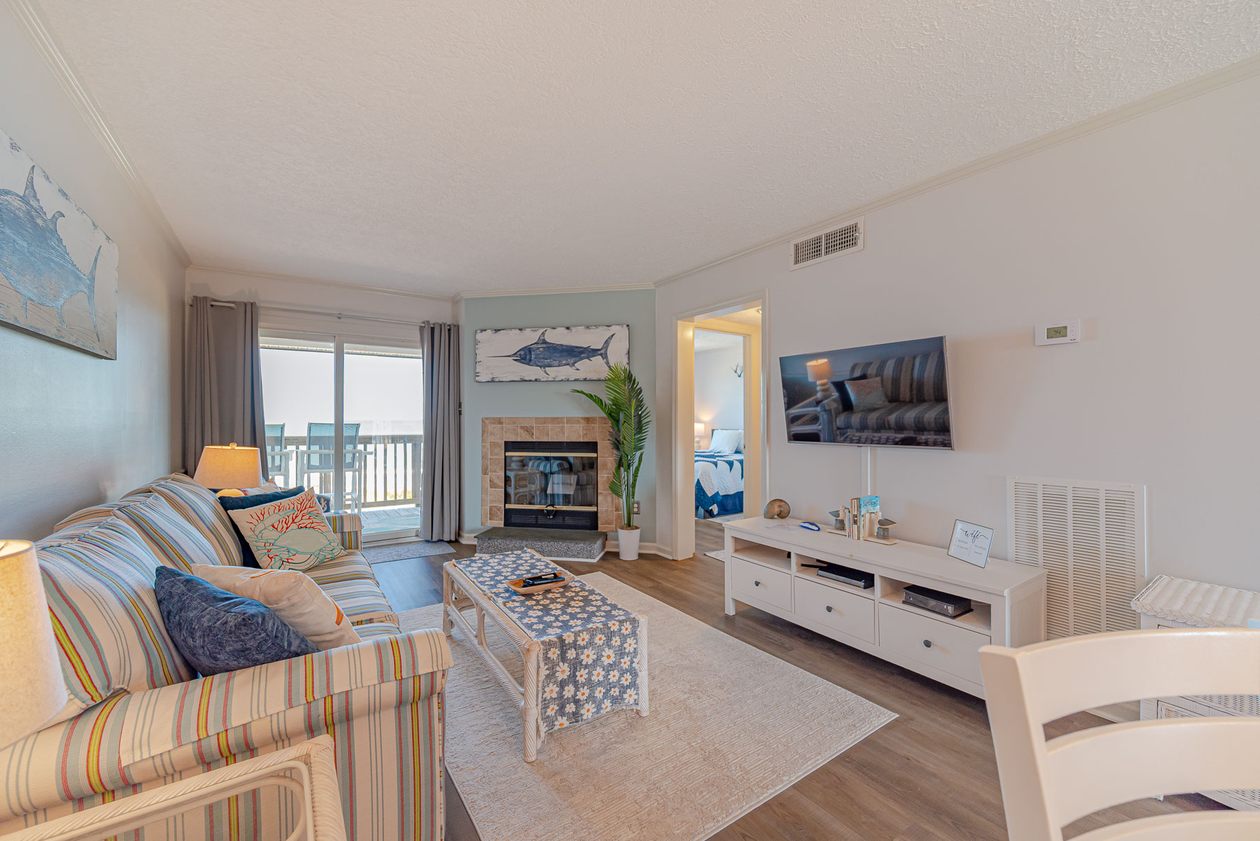 R-10 | The Regency Condominium 4