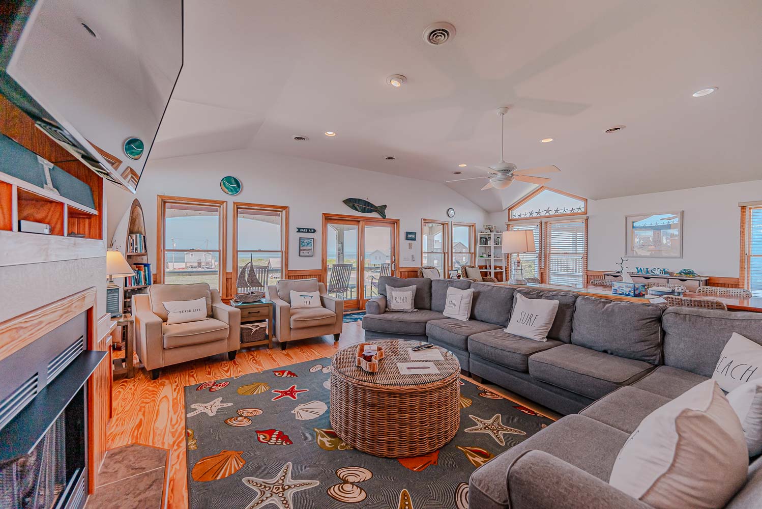 115 | Beach Walkers 8