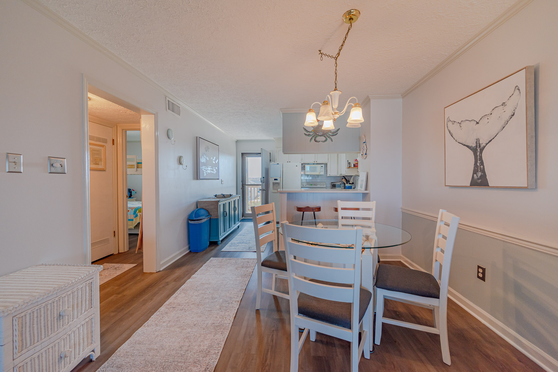 R-10 | The Regency Condominium 10